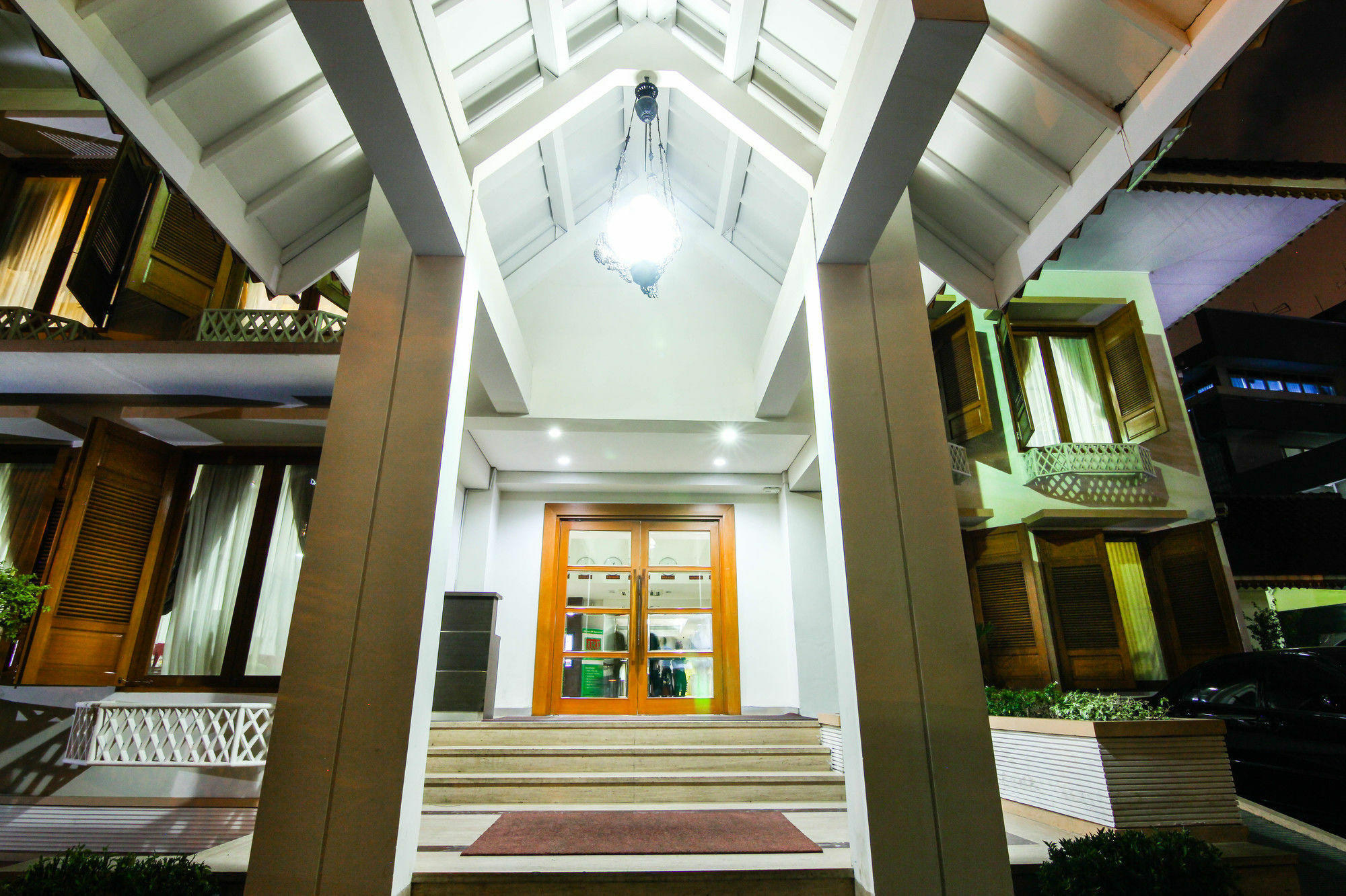 Zen Premium Menteng Syariah Джакарта Екстер'єр фото
